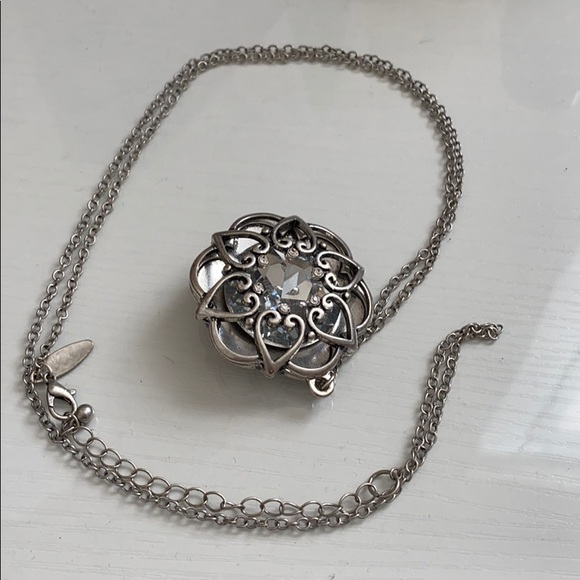 New York & Company Jewelry - 🔥⬇️🔥Super cute long jeweled necklace